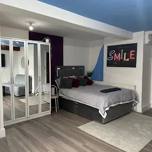 Modern & Cosy Near Centre , Leeds (West Yorkshire) United Kingdom