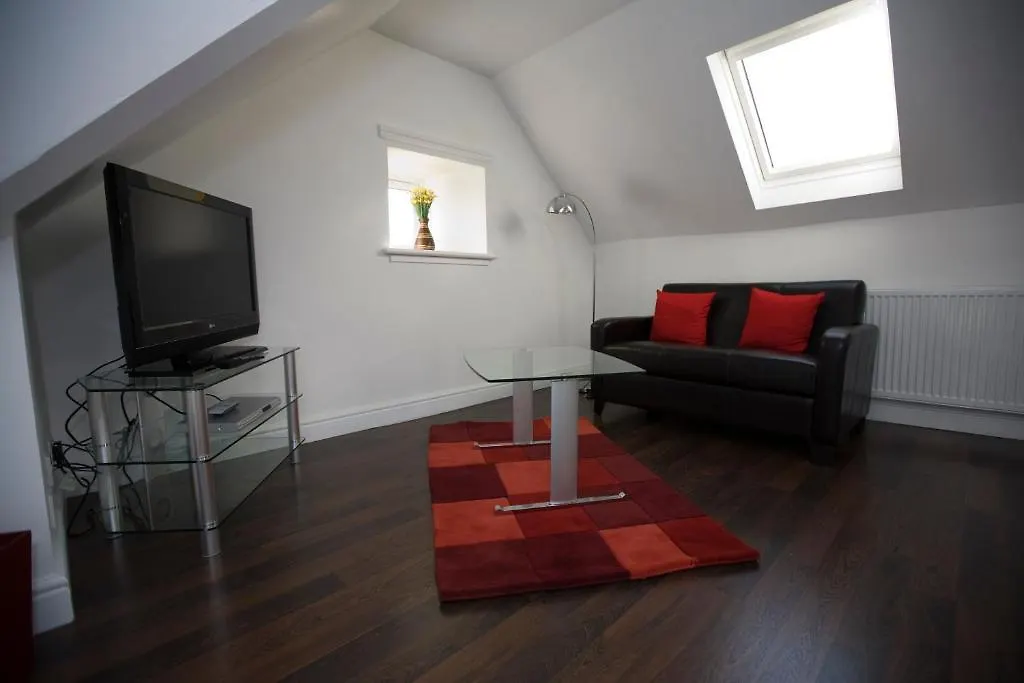 Aberdeen Serviced Apartments - The Lodge