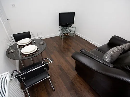 Aberdeen Serviced Apartments - The Lodge